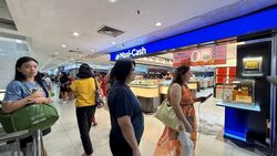 Lucky Plaza (D9), Retail #491366551